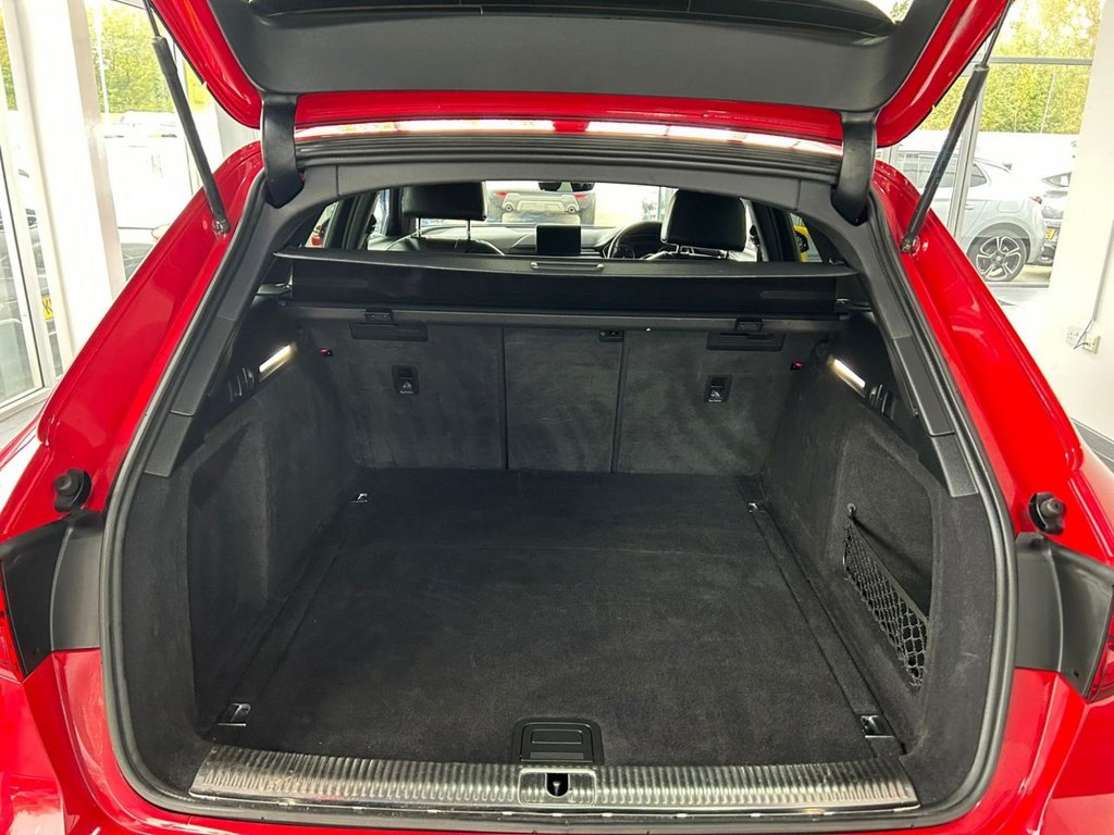 Used Audi A4 Avant 2017 for sale - 76345339: Photo 23