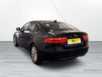 Used Jaguar XE 2018 for sale - 74844936: Photo