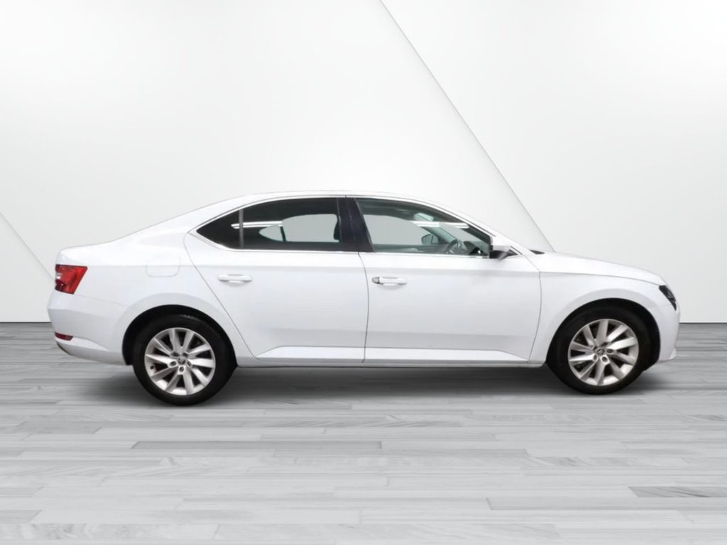 Used Skoda Superb 2022 for sale - 76386489: Photo 5