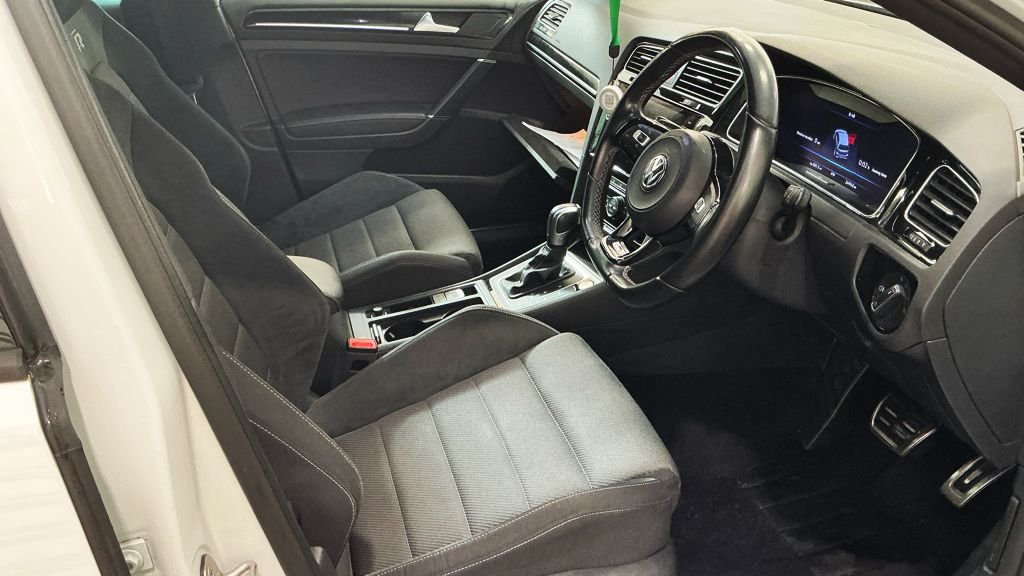 Used Volkswagen Golf 2020 for sale - 78017391: Photo 13