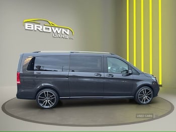 Used Mercedes-Benz V-Class 2023 for sale - 78385037: Photo