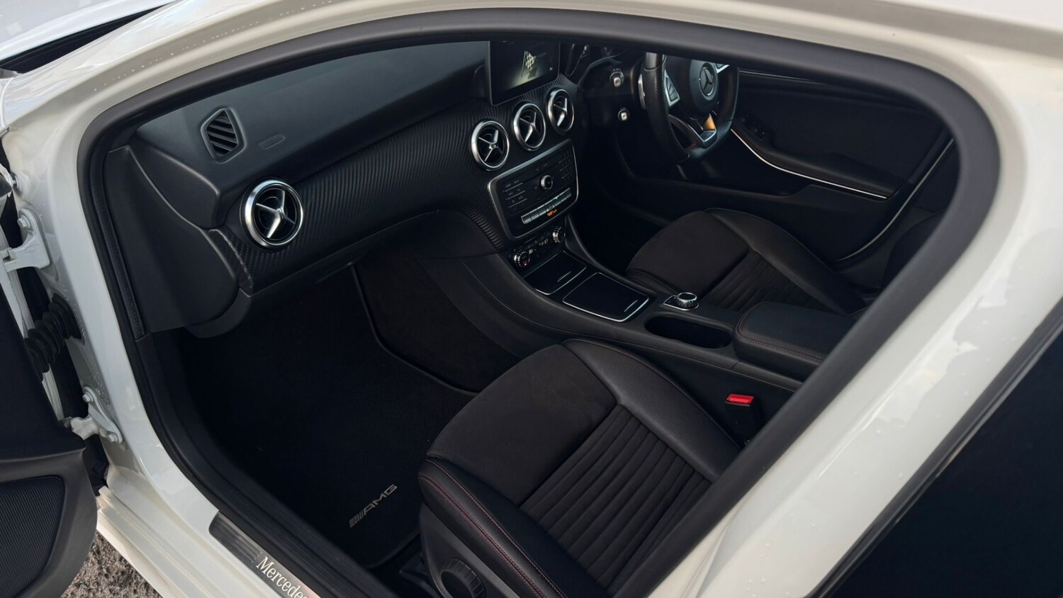 Used Mercedes-Benz A-Class 2017 for sale - 77555673: Photo 10