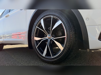 Used Volkswagen Tiguan 2021 for sale - 78531370: Photo