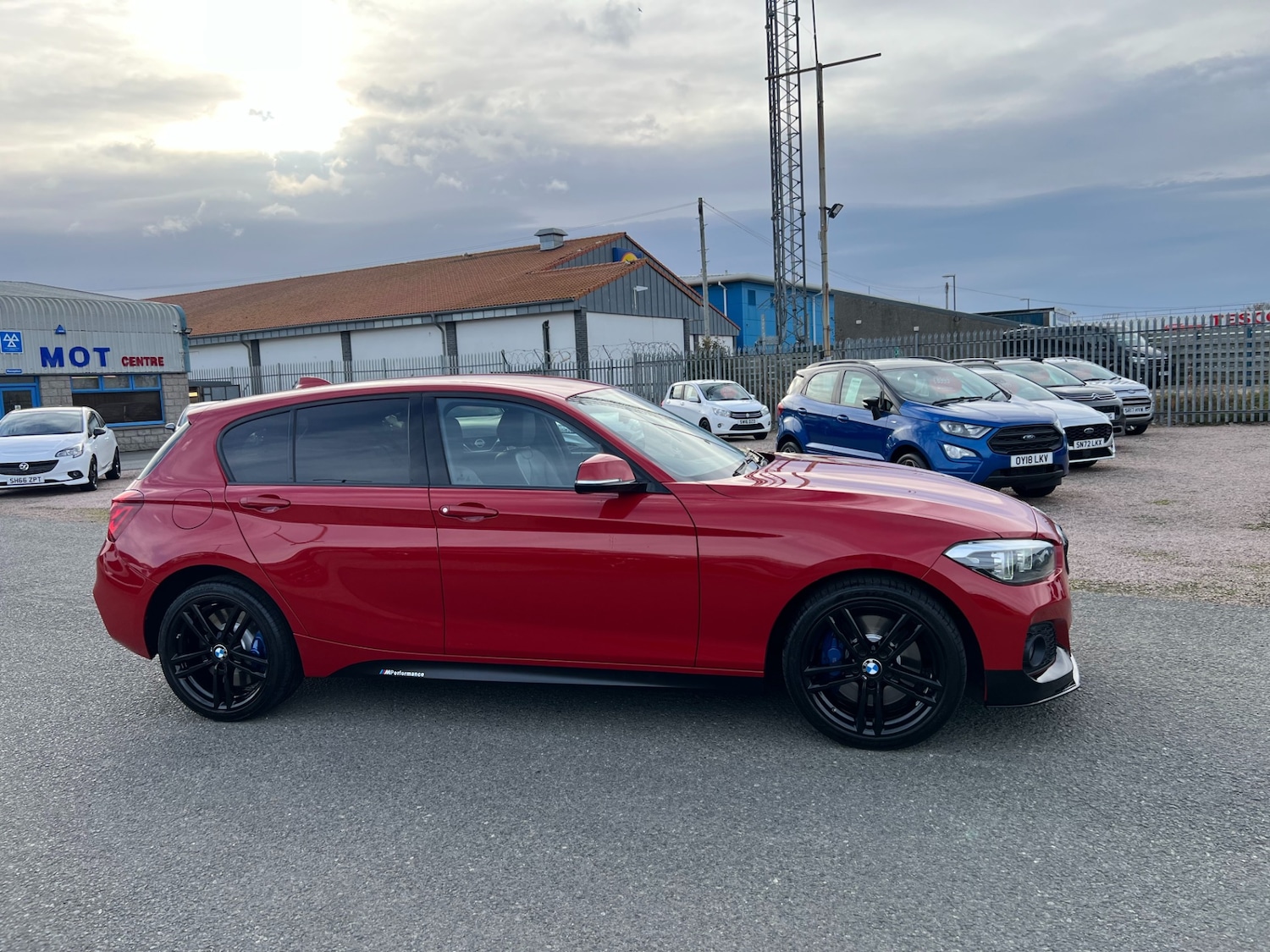 Used BMW 1 Series 2018 for sale - 76437204: Photo 2