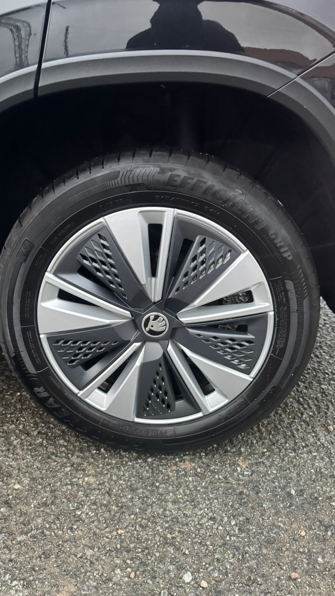 Used Skoda Karoq 2023 for sale - 76404499: Photo 3