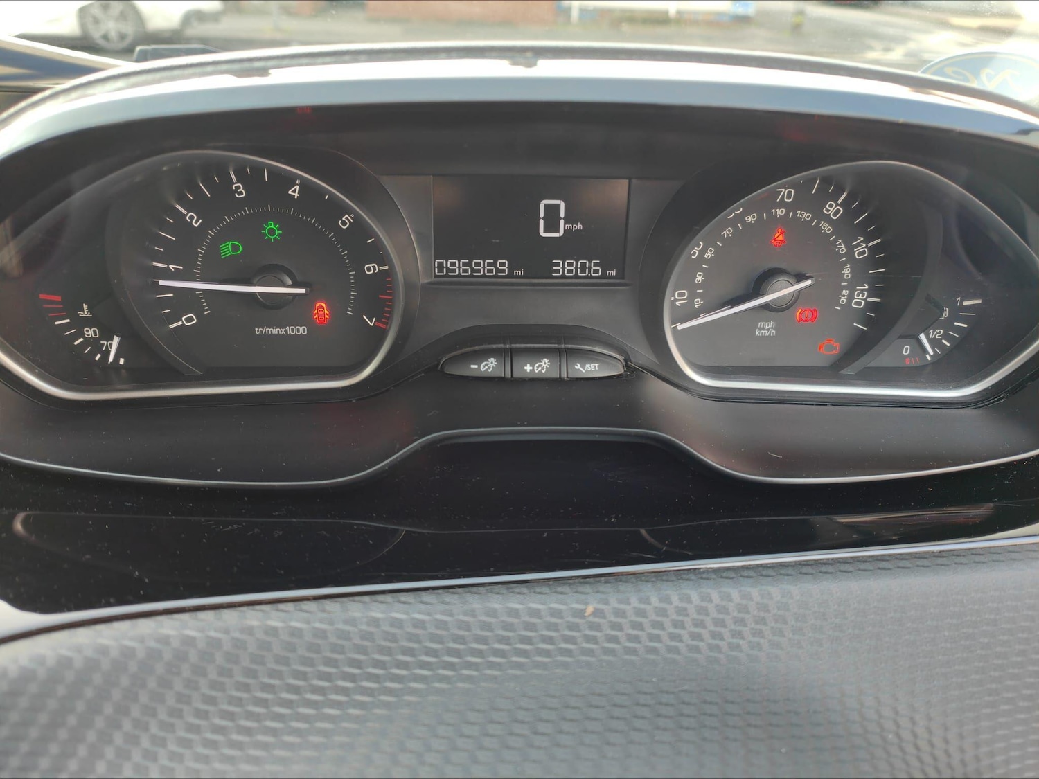 Used Peugeot 2008 for sale - 77242472: Photo 14