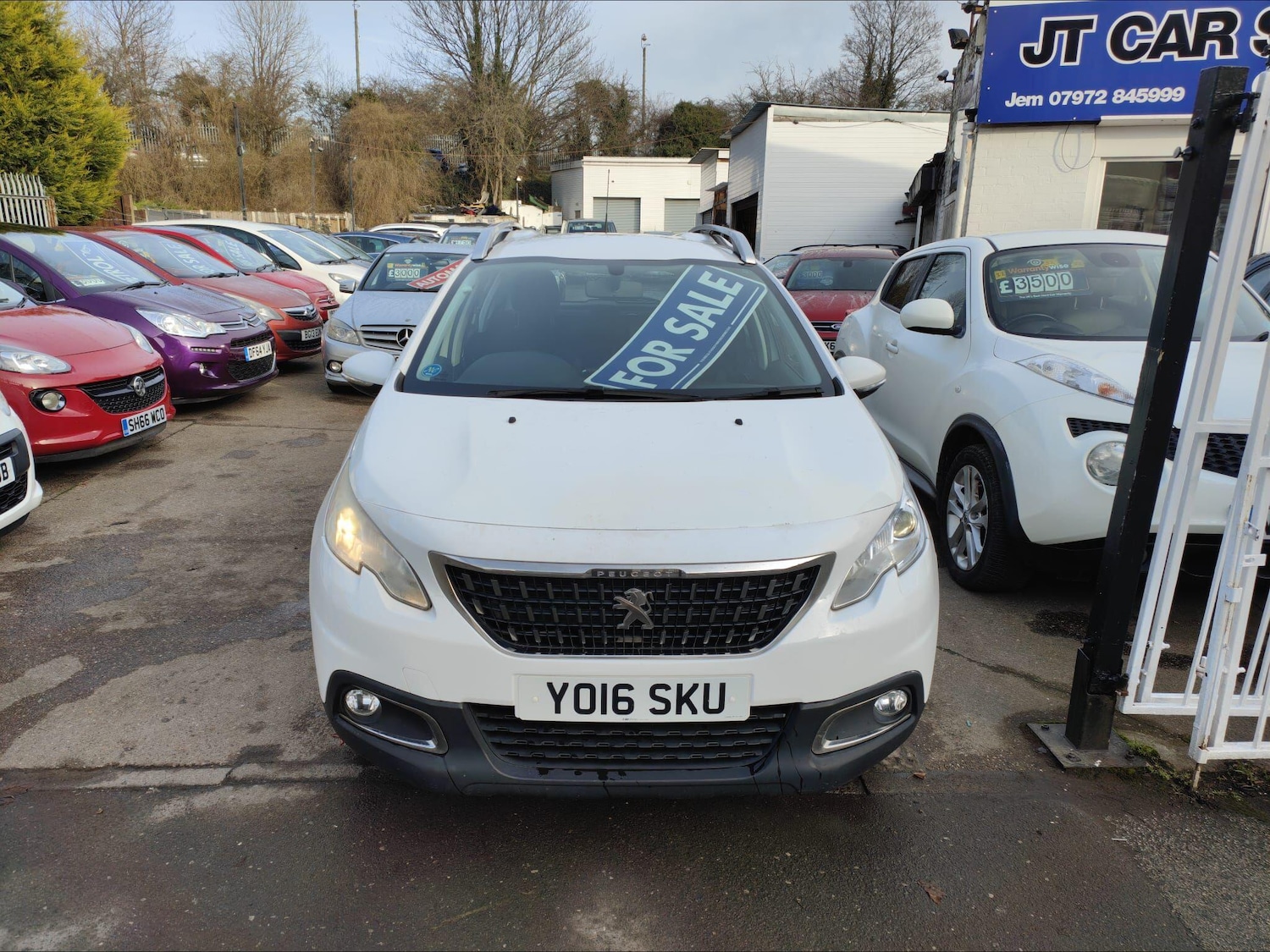Used Peugeot 2008 for sale - 77242472: Photo 2