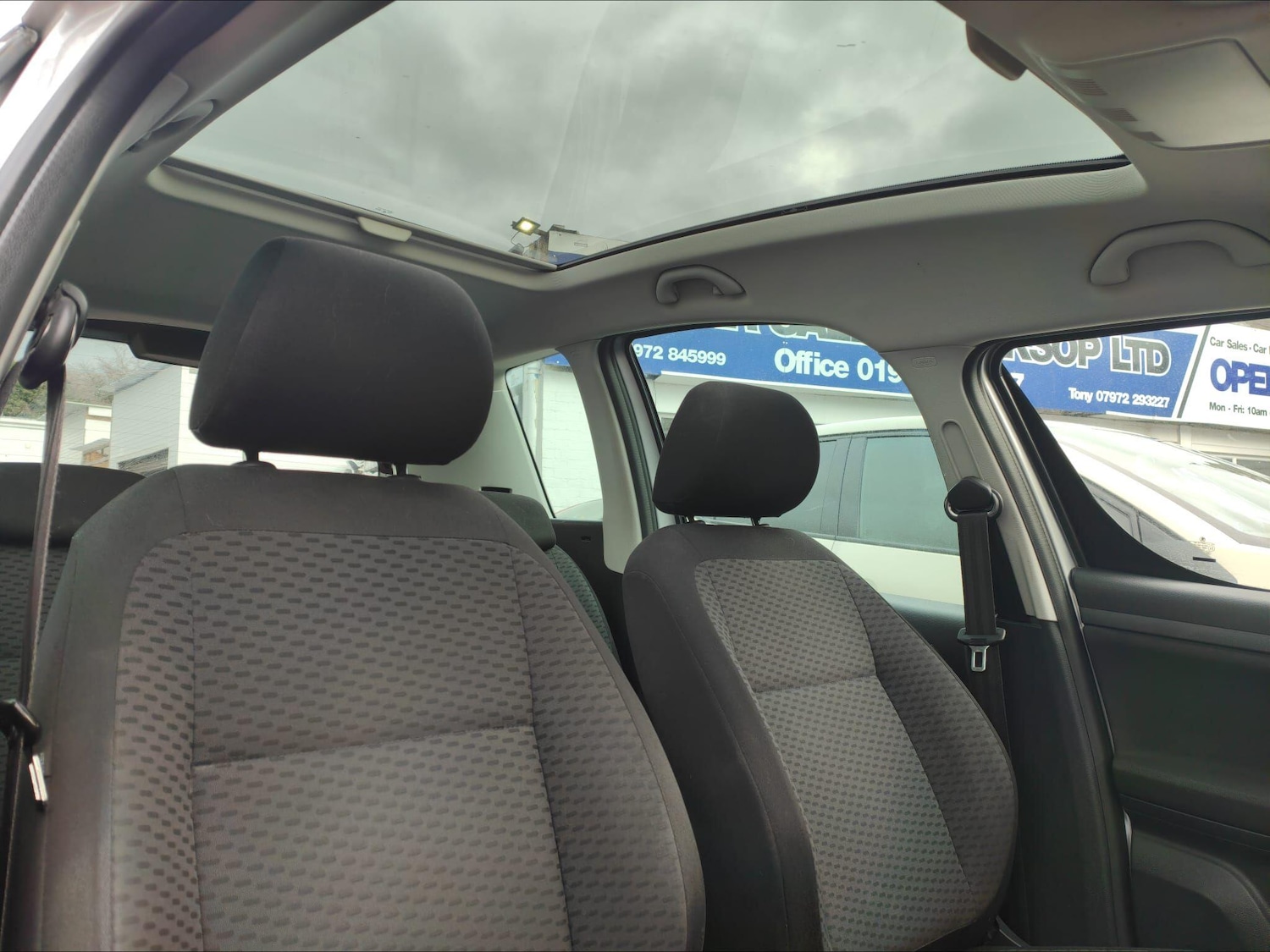 Used Skoda Roomster 2013 for sale - 76728375: Photo 9