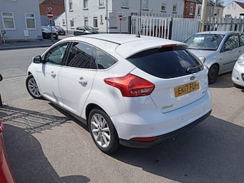 Used Ford Focus 2017 for sale - 79609807: Photo