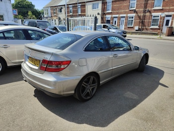 Used Mercedes-Benz CLC Class 2009 for sale - 79540040: Photo