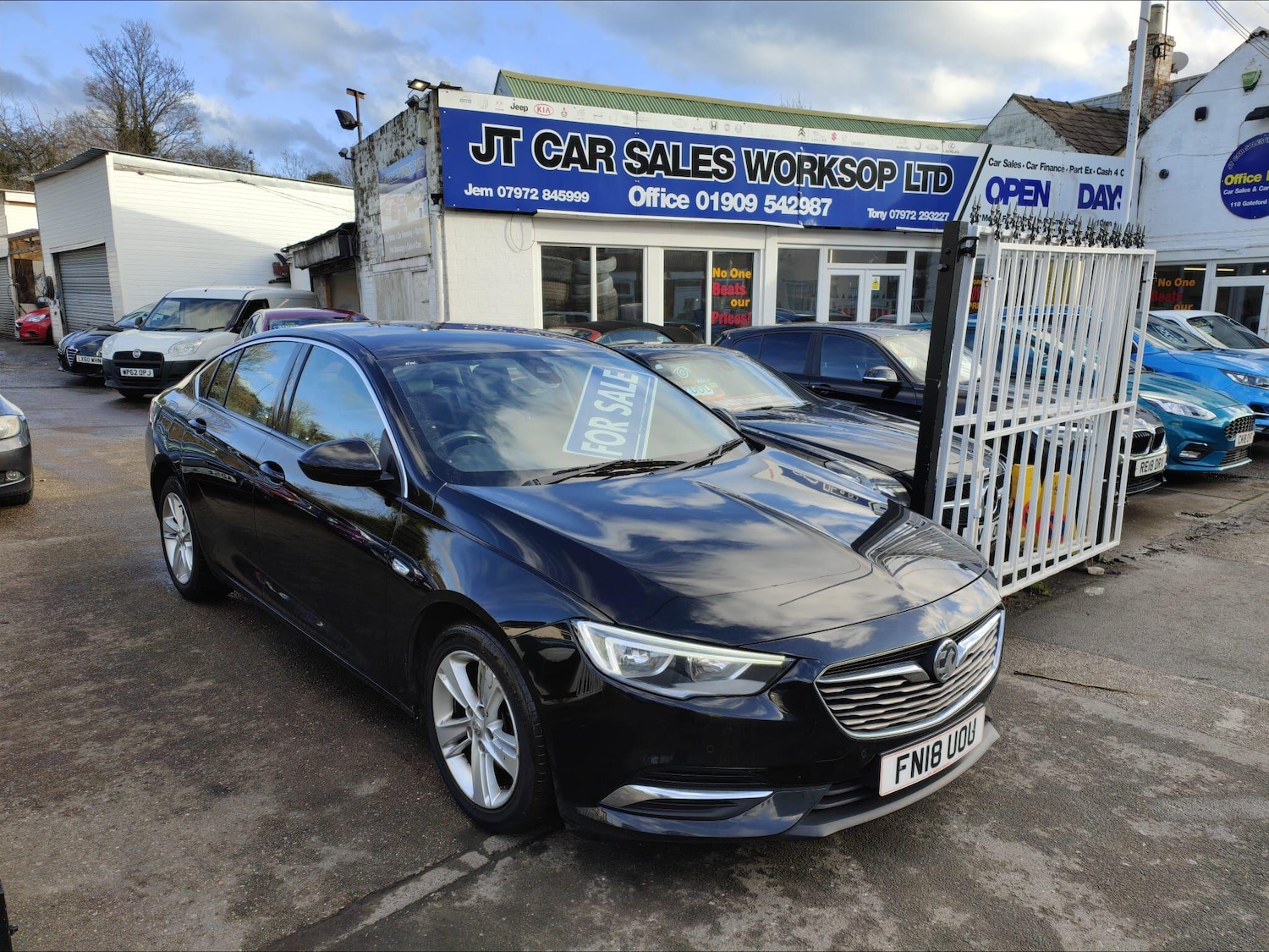 Used Vauxhall Insignia 2018 for sale - 77267673: Photo 32