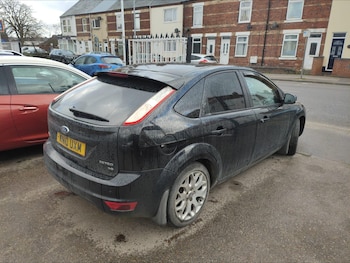 Used Ford Focus 2010 for sale - 77882475: Photo