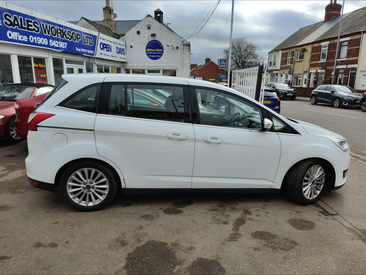 Used Ford Grand C-Max 2016 for sale - 77722538: Photo 11