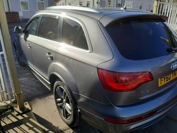 Used Audi Q7 2010 for sale - 75431133: Photo