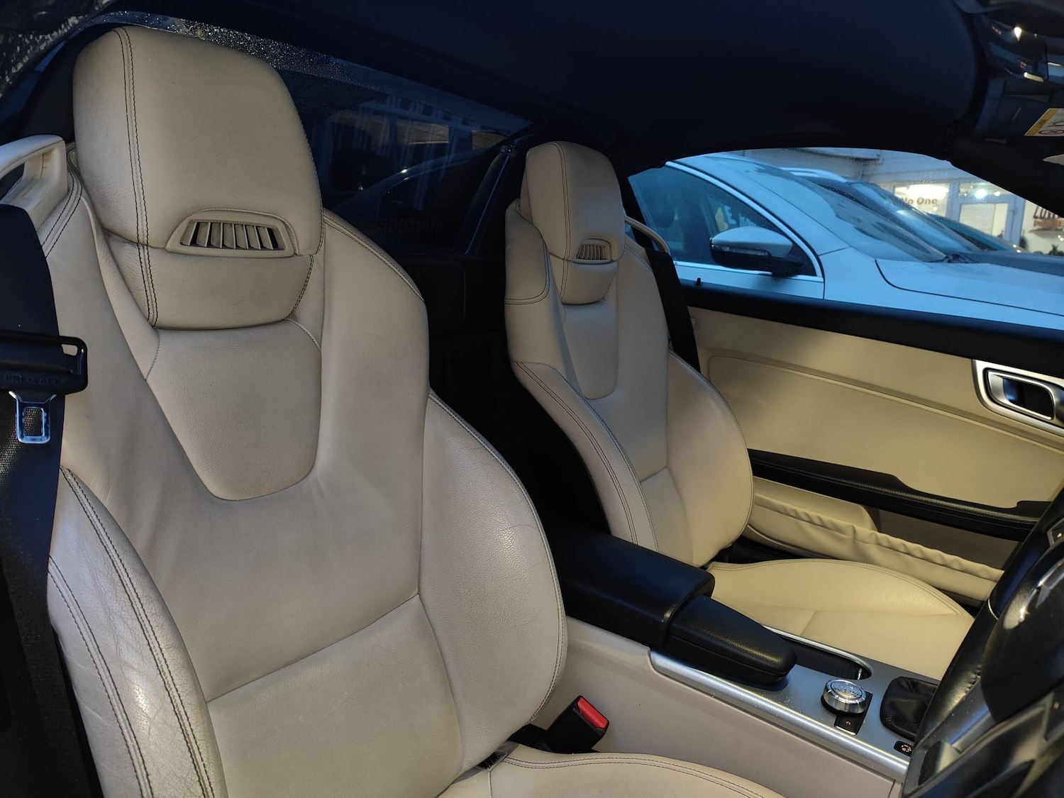 Used Mercedes-Benz SLK 2015 for sale - 77060221: Photo 12