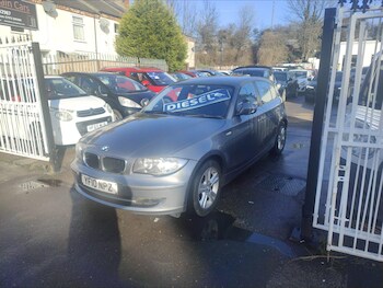 Used BMW 1 Series 2010 for sale - 77345110: Photo