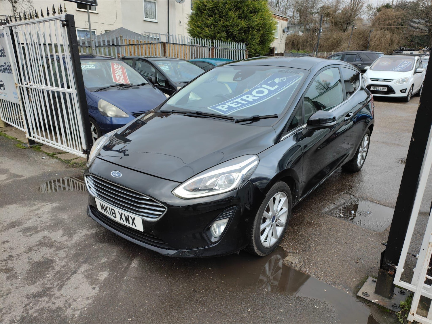 Used Ford Fiesta 2018 for sale - 77425720: Photo 3