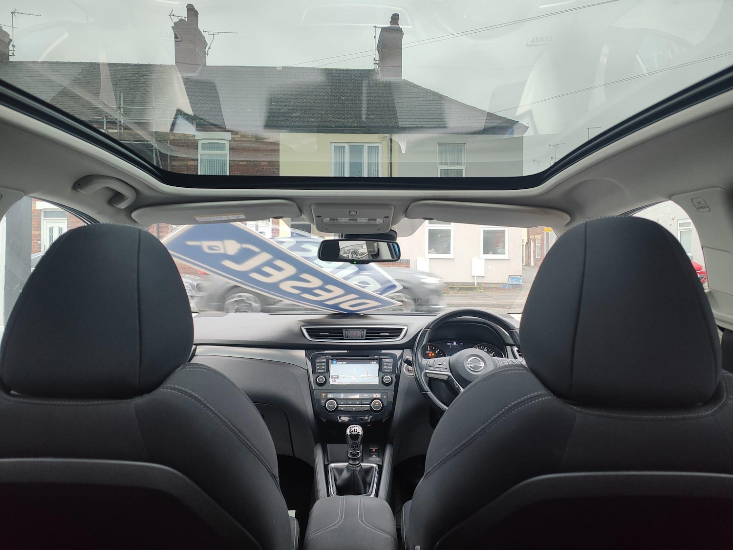 Used Nissan Qashqai 2017 for sale - 77060321: Photo 8