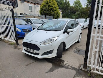 Used Ford Fiesta 2016 for sale - 78797333: Photo