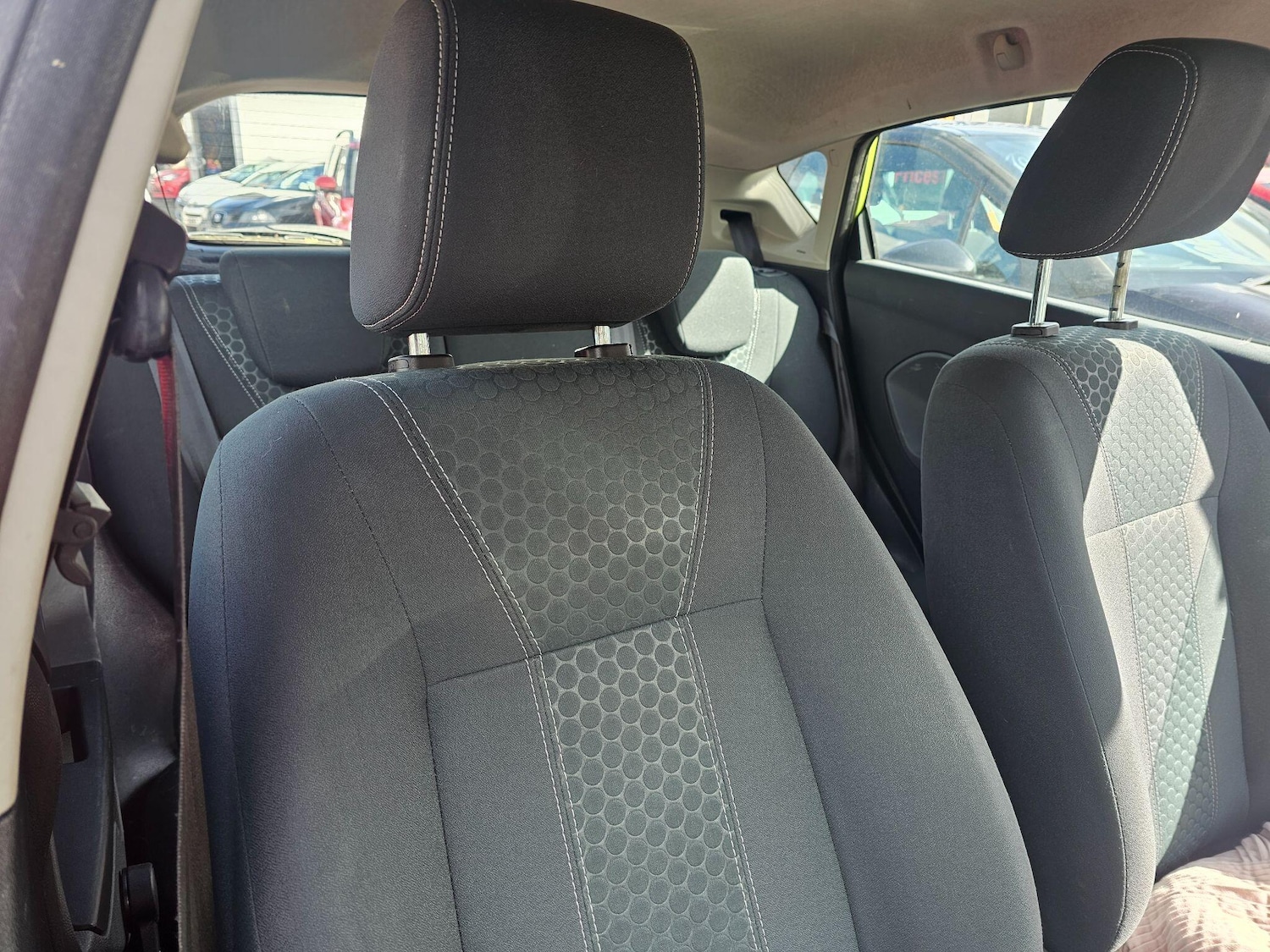 Used Ford Fiesta 2010 for sale - 76965545: Photo 8