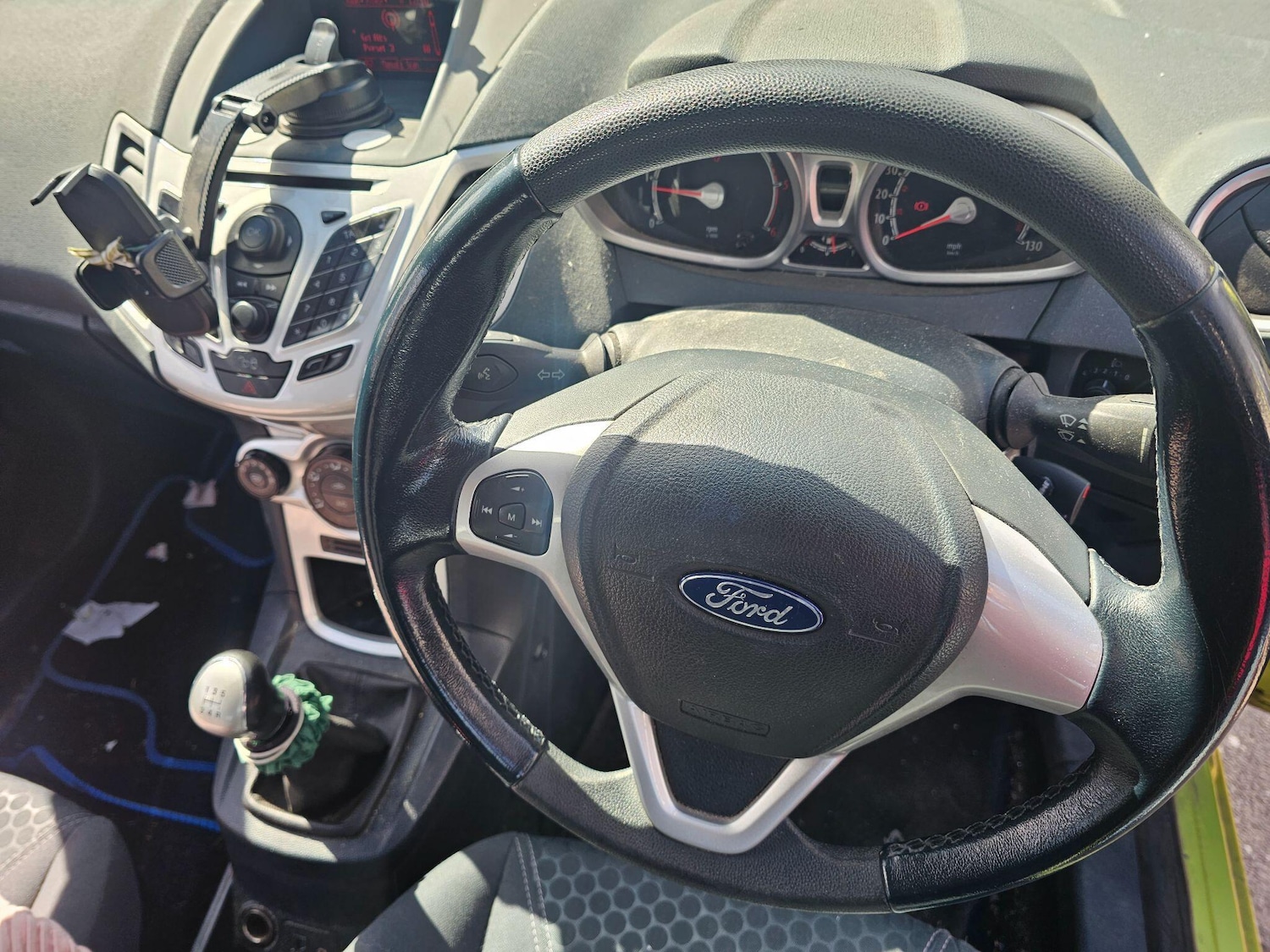 Used Ford Fiesta 2010 for sale - 76965545: Photo 9