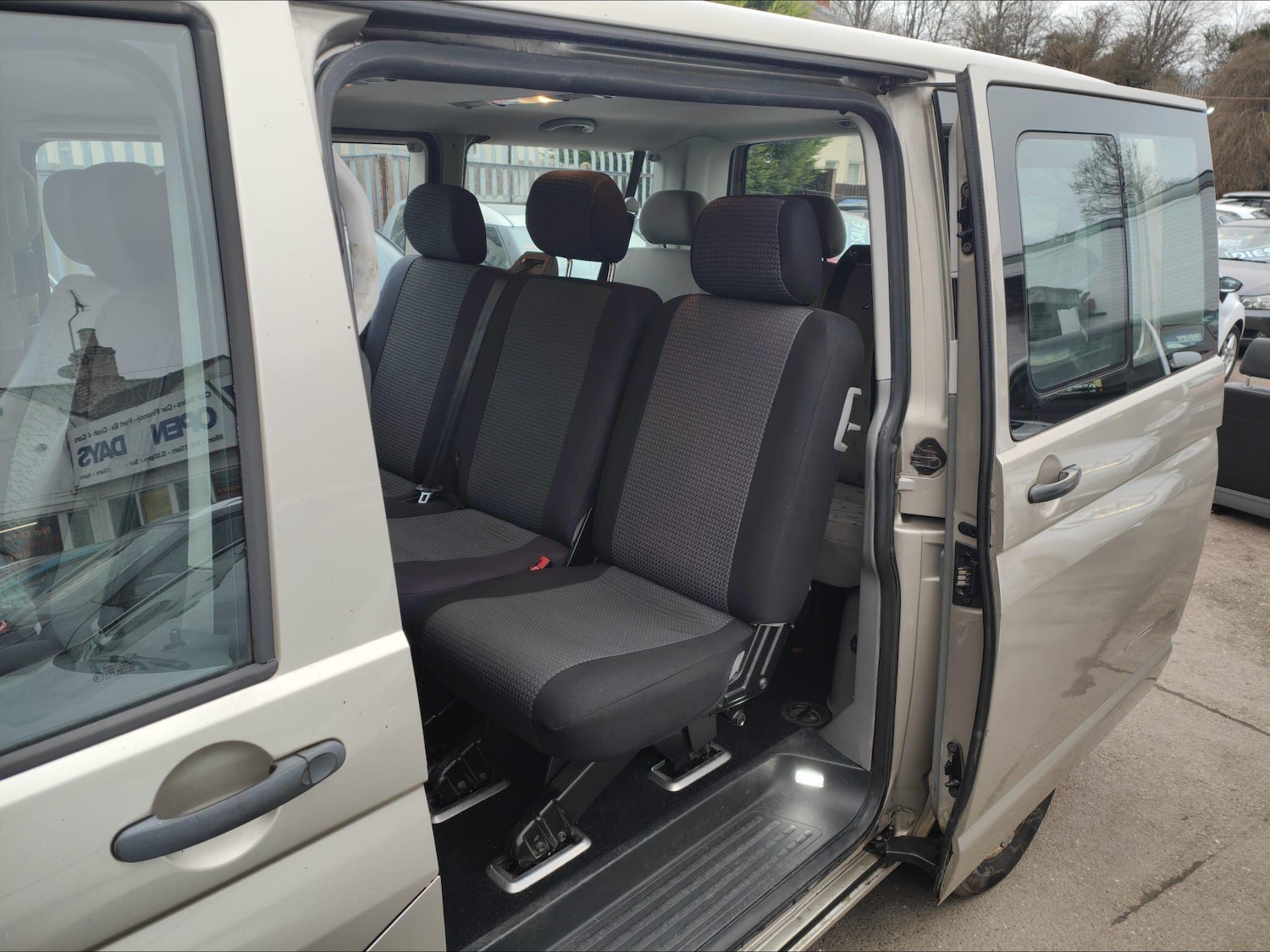 Used Volkswagen Transporter 2007 for sale - 77021300: Photo 8