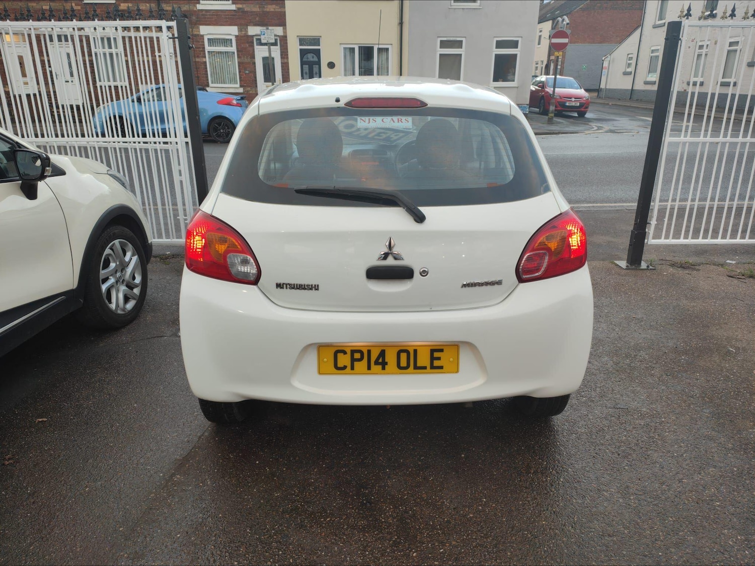 Used Mitsubishi Mirage 2014 for sale - 76727274: Photo 8