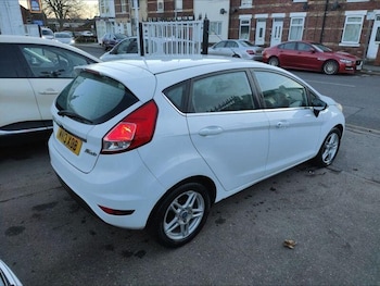 Used Ford Fiesta 2013 for sale - 77242310: Photo