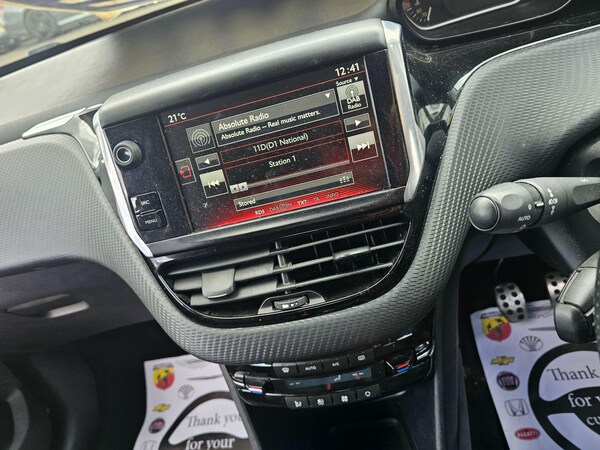 Used Peugeot 208 2015 for sale - 75377724: Photo 18
