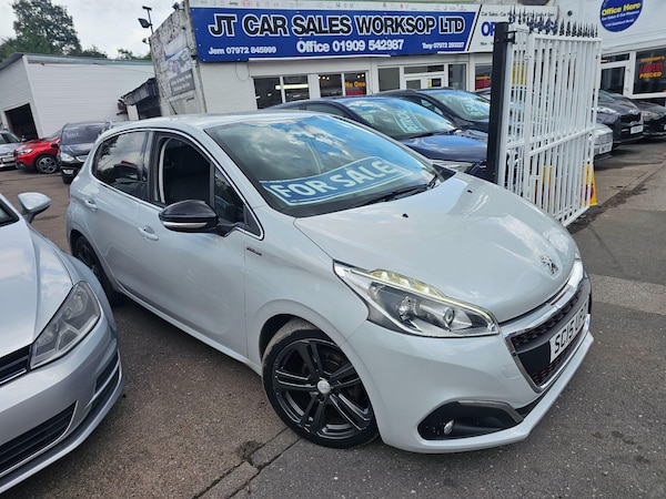 Used Peugeot 208 2015 for sale - 75377724: Photo 2