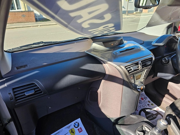 Used Toyota IQ 2010 for sale - 73214261: Photo 19