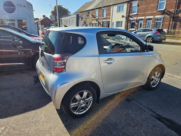 Used Toyota IQ 2010 for sale - 73214261: Photo 6