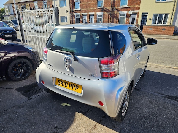 Used Toyota IQ 2010 for sale - 73214261: Photo 7