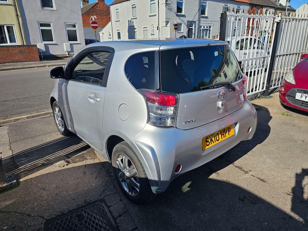 Used Toyota IQ 2010 for sale - 73214261: Photo 9