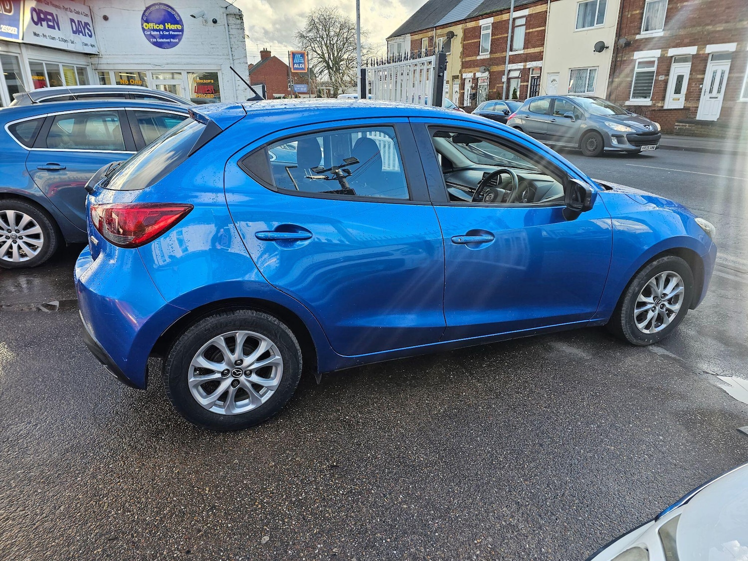 Used Mazda Mazda2 2015 for sale - 77344533: Photo 13