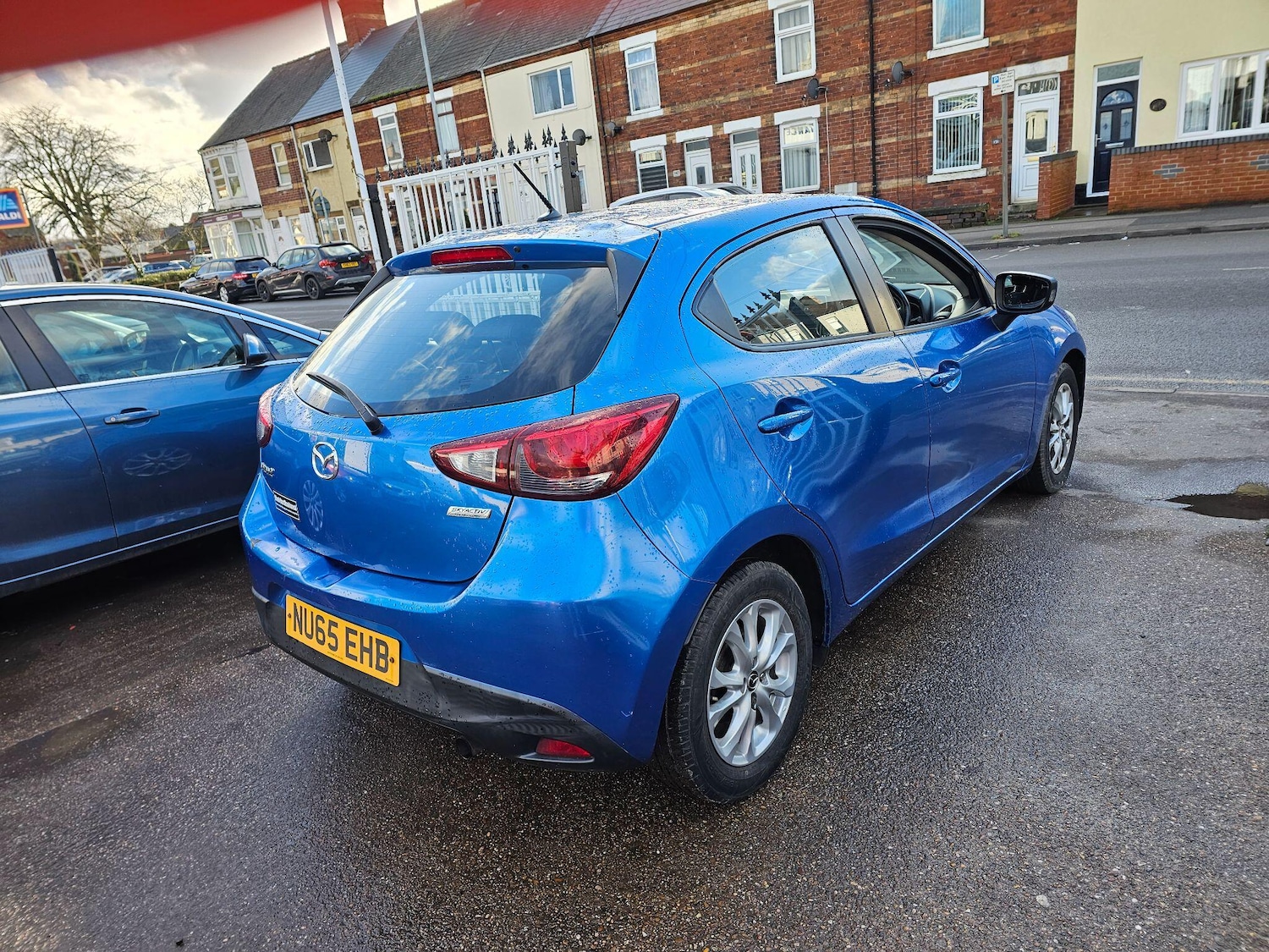 Used Mazda Mazda2 2015 for sale - 77344533: Photo 5