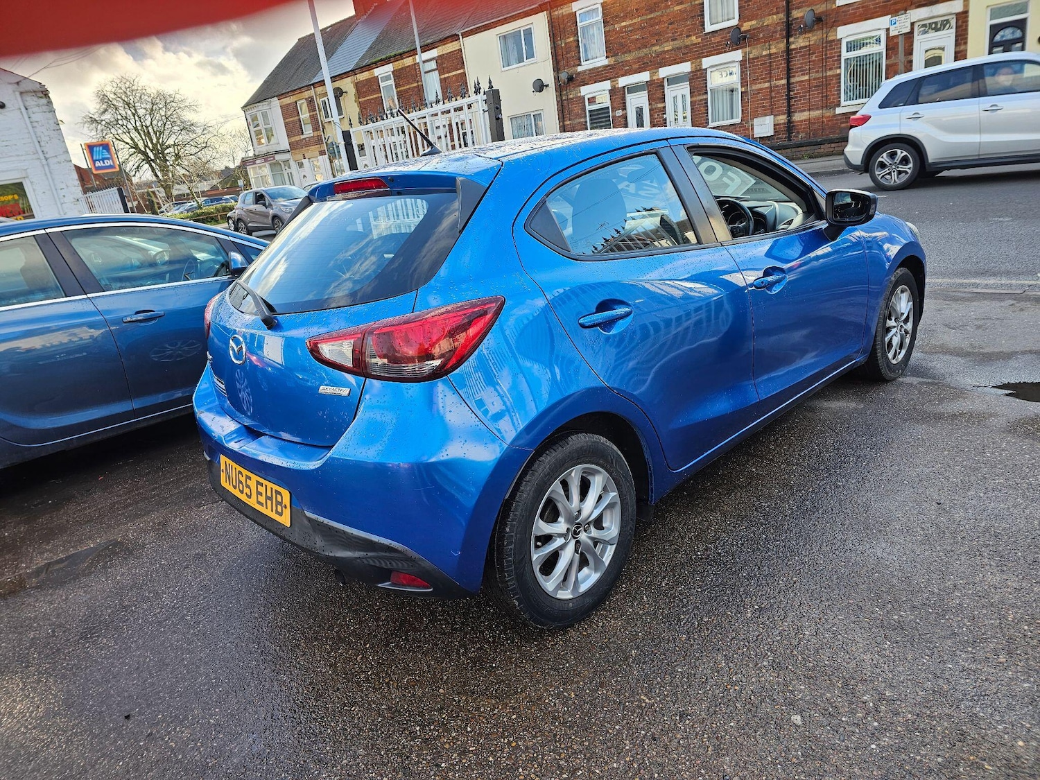 Used Mazda Mazda2 2015 for sale - 77344533: Photo 6