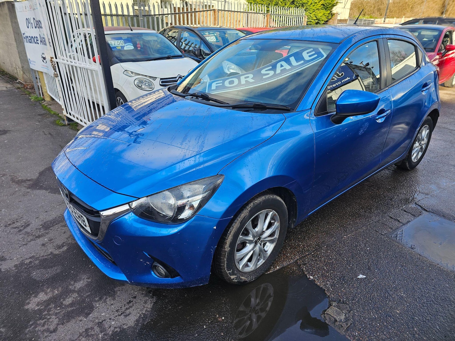 Used Mazda Mazda2 2015 for sale - 77344533: Photo 9