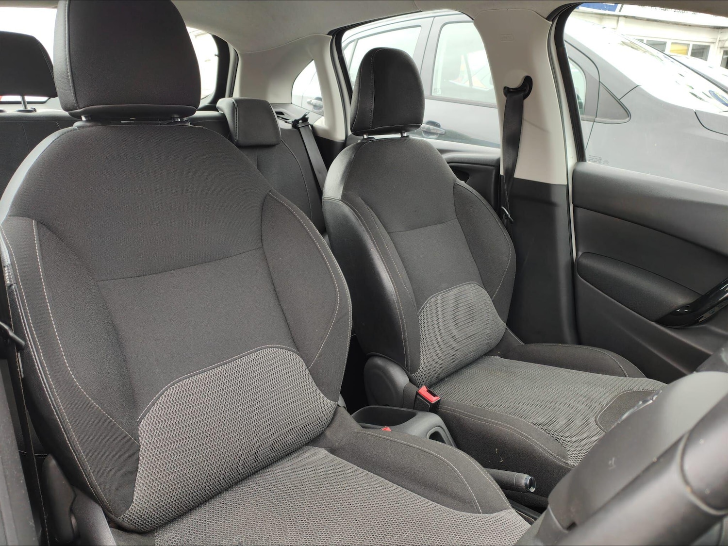 Used Citroen C3 2014 for sale - 76381090: Photo 8