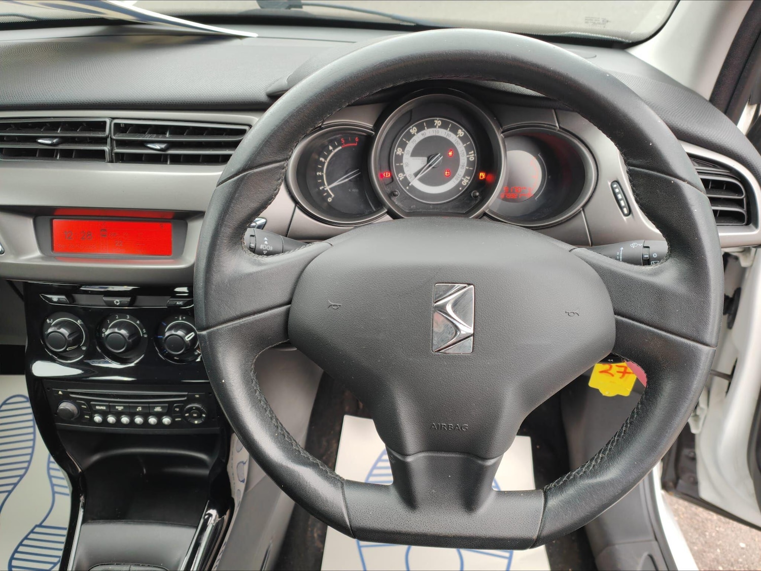 Used Citroen C3 2014 for sale - 76381090: Photo 9