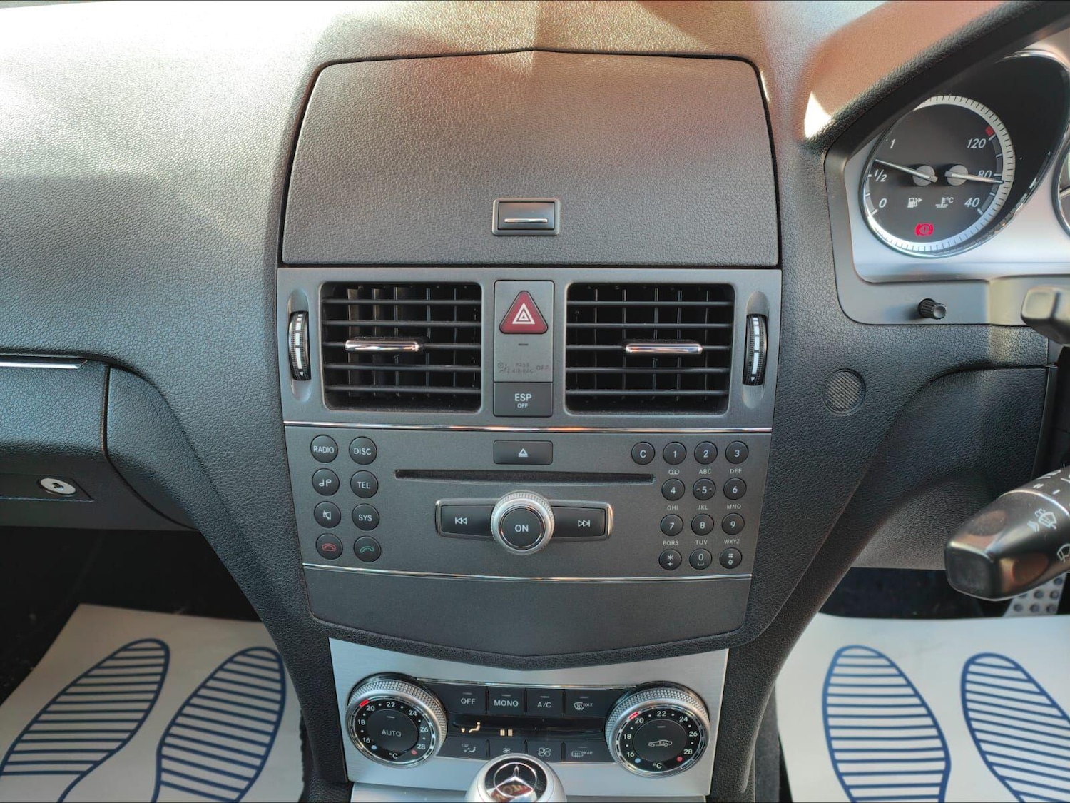 Used Mercedes-Benz C Class 2009 for sale - 76727688: Photo 13