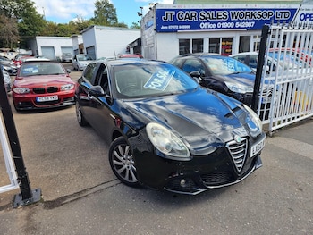 Used Alfa Romeo Giulietta 2010 for sale - 76988592: Photo