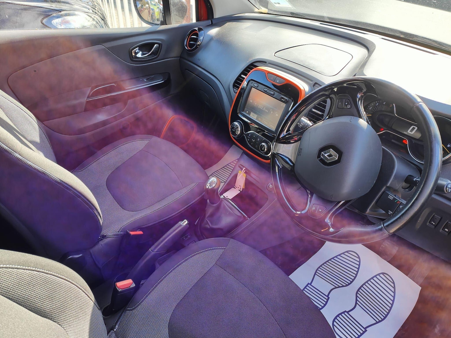 Used Renault Captur 2015 for sale - 76270007: Photo 17