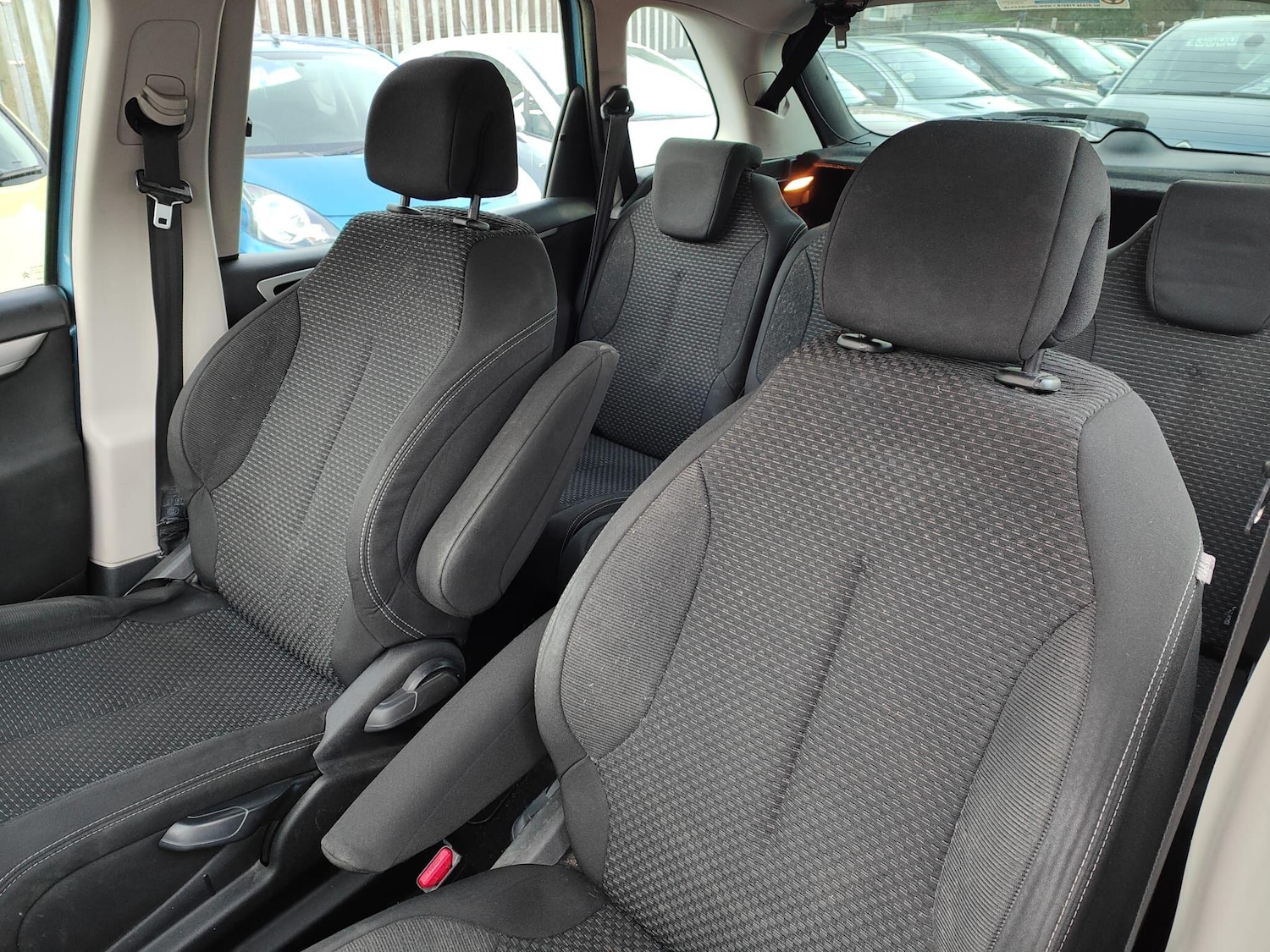 Used Citroen C4 Picasso 2009 for sale - 76607316: Photo 12