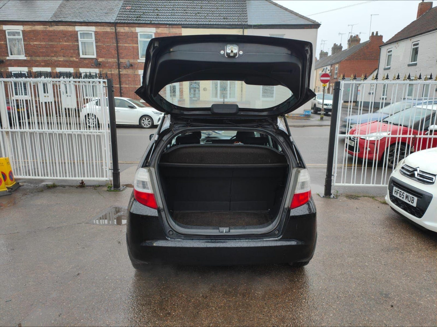 Used Honda Jazz 2010 for sale - 77254038: Photo 5