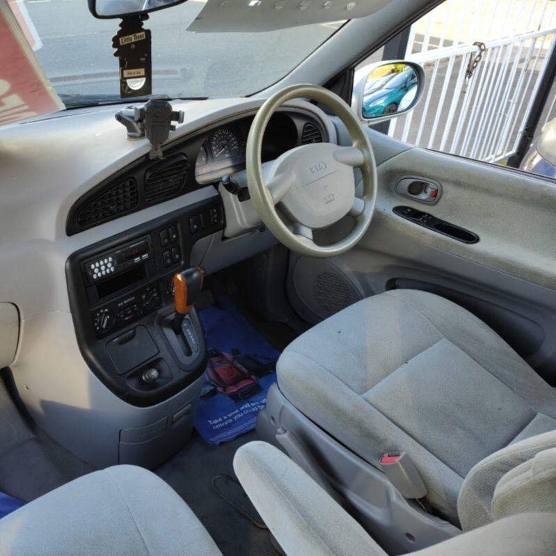 Used Kia Sedona 2005 for sale - 77468165: Photo 13