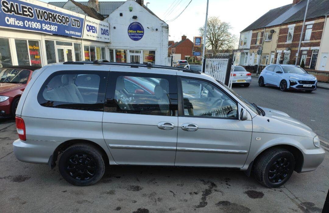 Used Kia Sedona 2005 for sale - 77468165: Photo 4