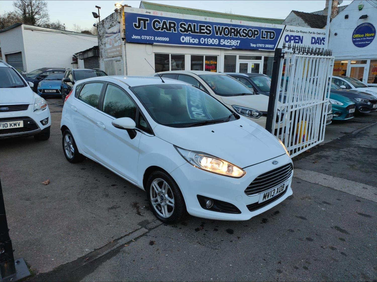 Used Ford Fiesta 2013 for sale - 76759736: Photo 1