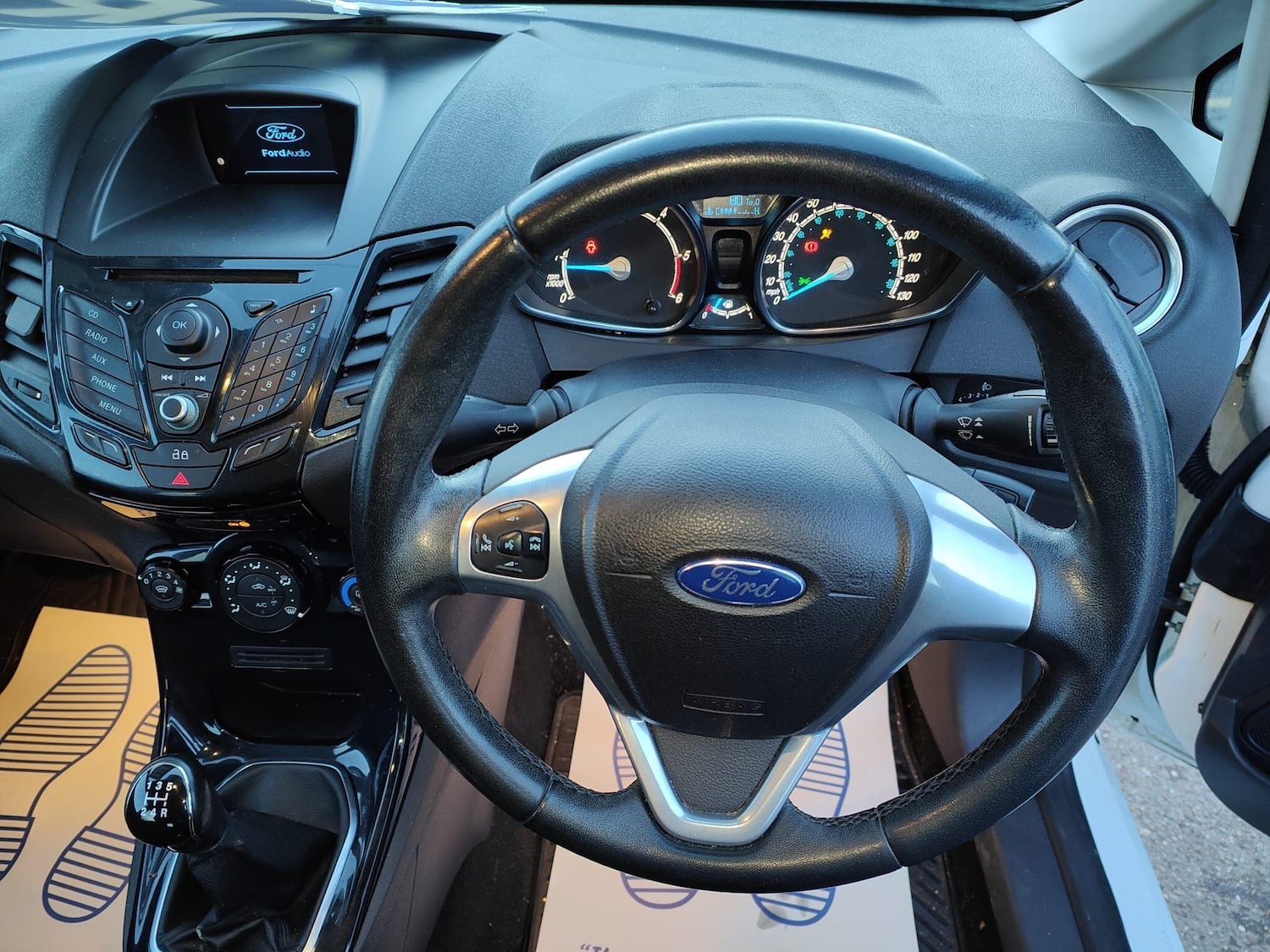 Used Ford Fiesta 2013 for sale - 76759736: Photo 11