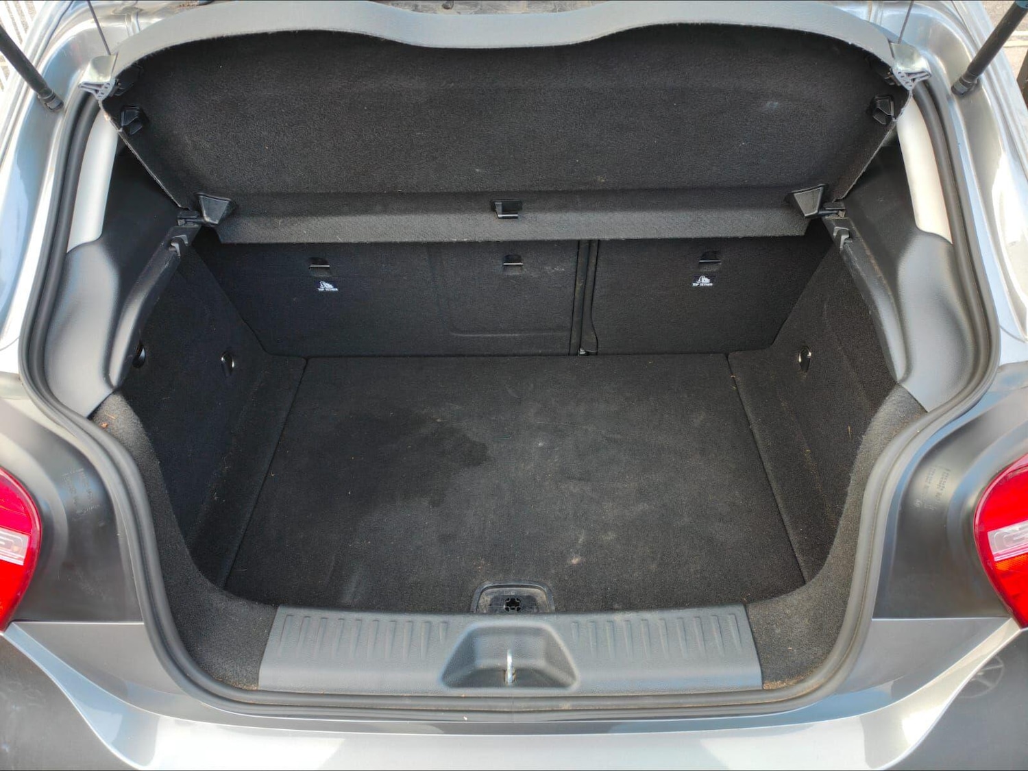 Used Mercedes-Benz A-Class 2013 for sale - 76573121: Photo 10